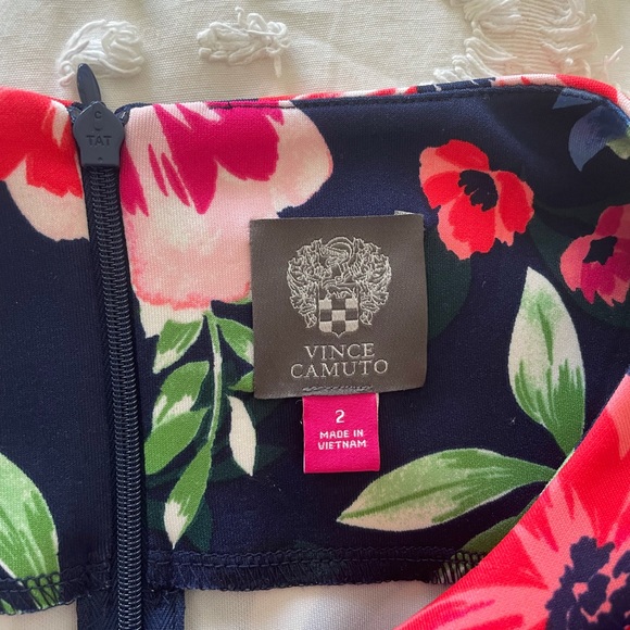 Vince Camuto navy floral dress size 2 - Picture 3 of 4